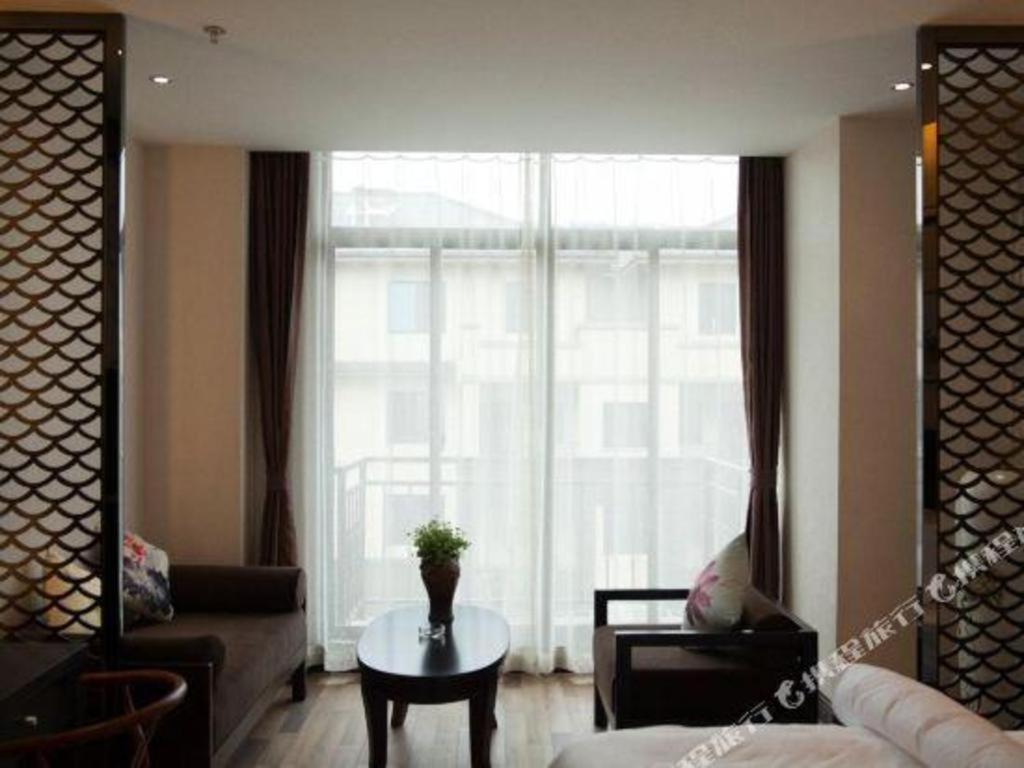 Jinjiang Metropolo Hotel - Liyang Tianmu Lake 常州 エクステリア 写真